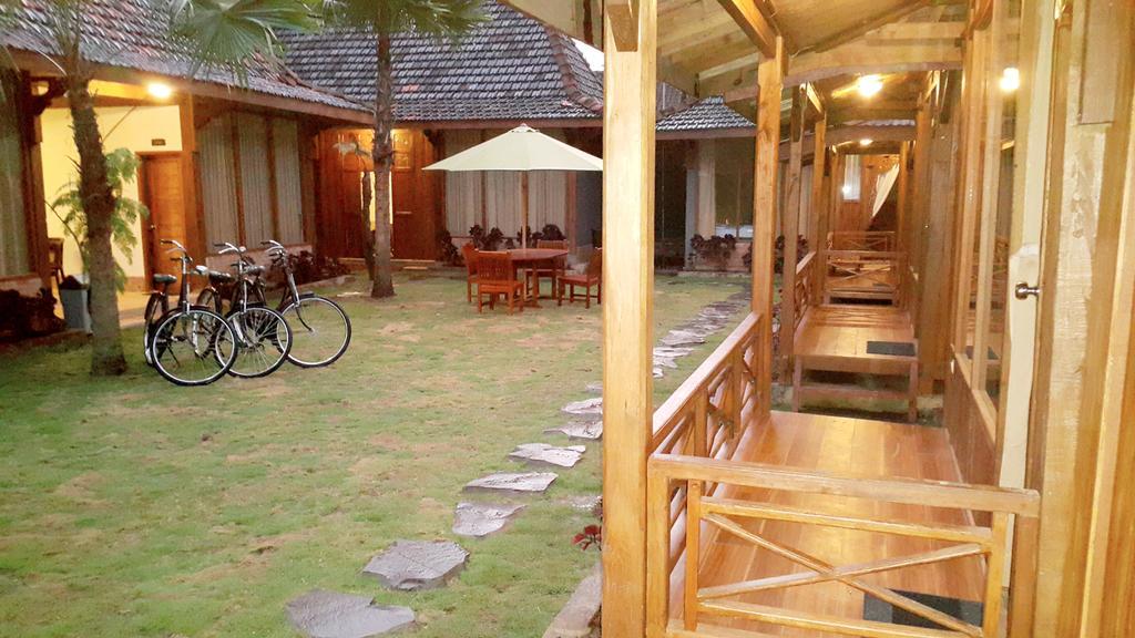 Cempaka Villa Magelang Eksteriør billede
